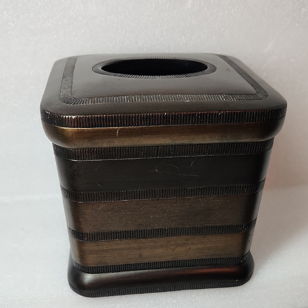 DESOTO Bronze and Gold Tissue Cover